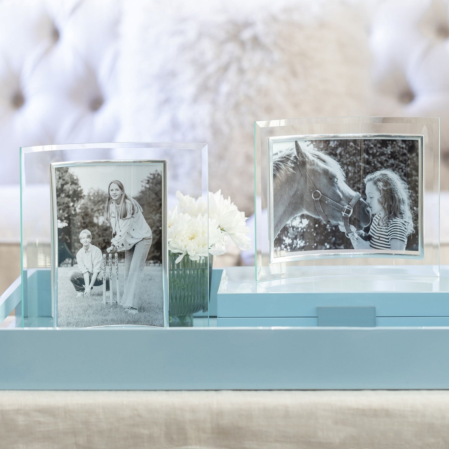 Curved Glass Portrait Photo Frame